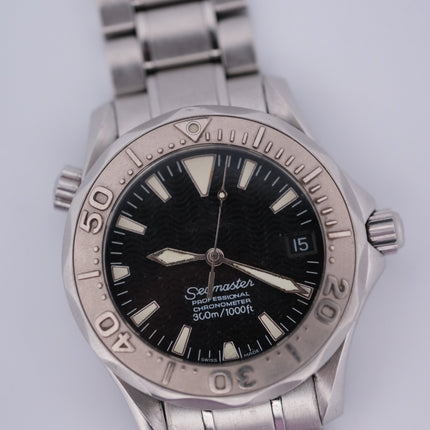 Omega Seamaster Professional Chronometer 2236.50 with black dial watch
